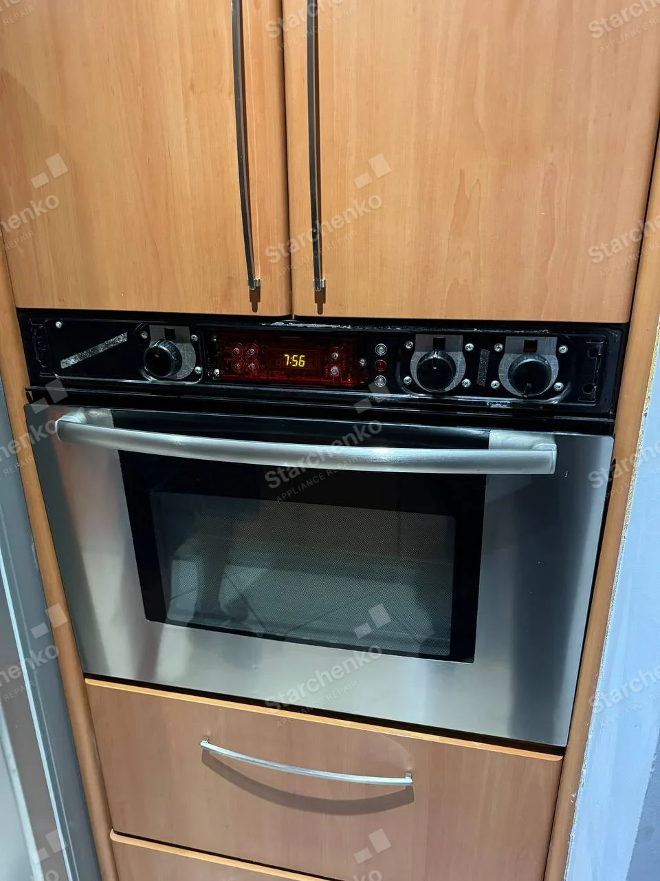 Bosch repair: Built-in wall oven with exposed control fascia and a lit digital display.
